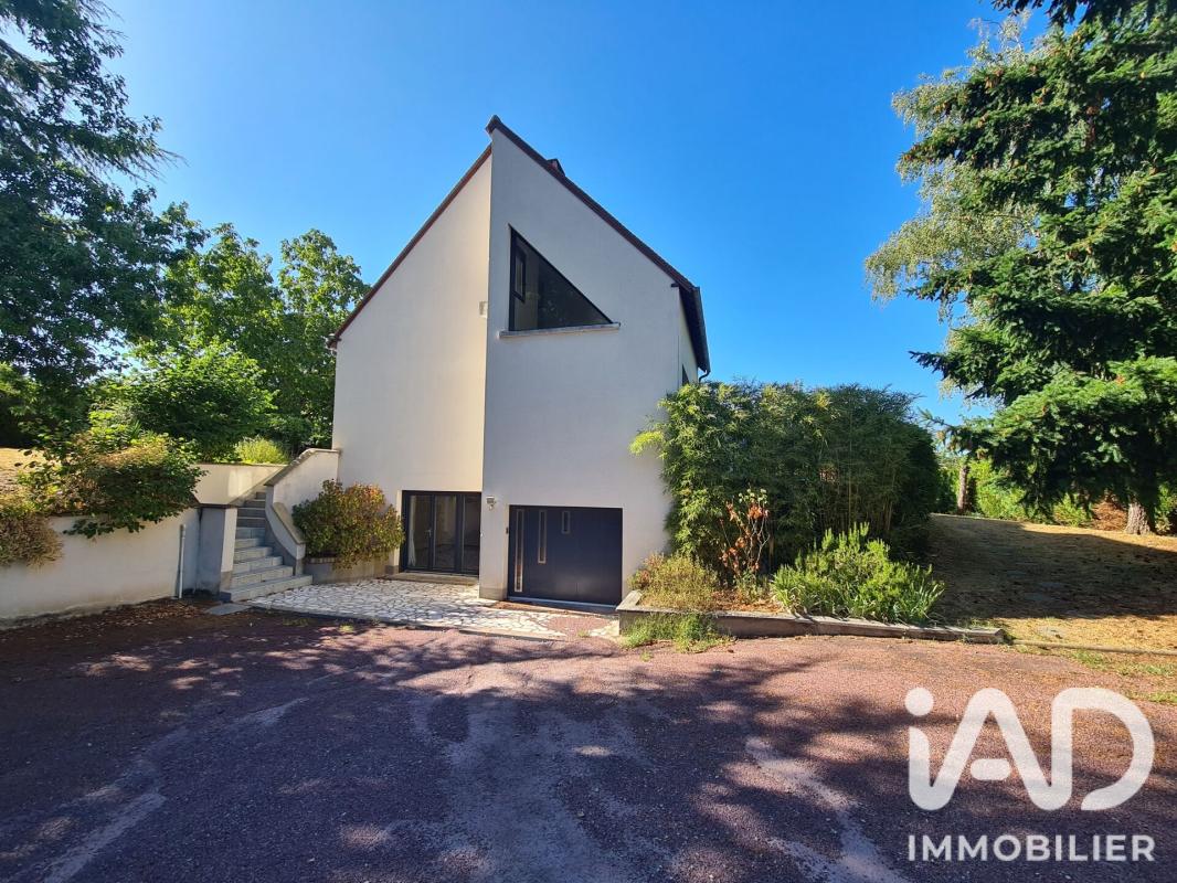 Maison d'architecte 8 Pièce(s) Yvré-l'Évêque