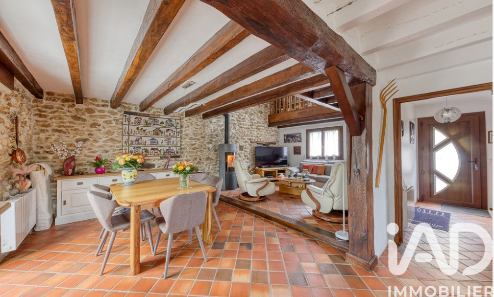 Maison 5 Pièce(s) Liverdy-en-Brie