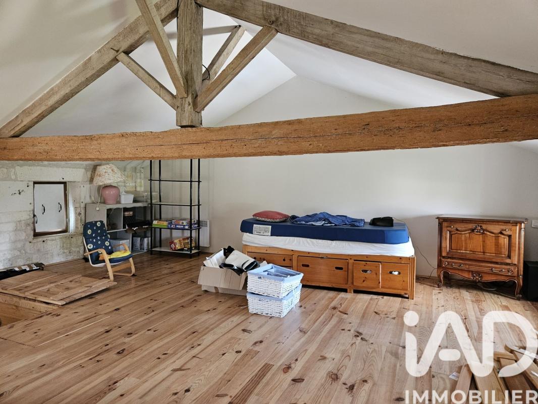 Maison 8 Pièce(s) Saint-Même-les-Carrières - Photo 15