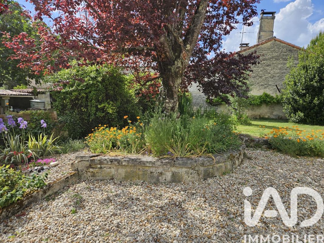 Maison 8 Pièce(s) Saint-Même-les-Carrières - Photo 22