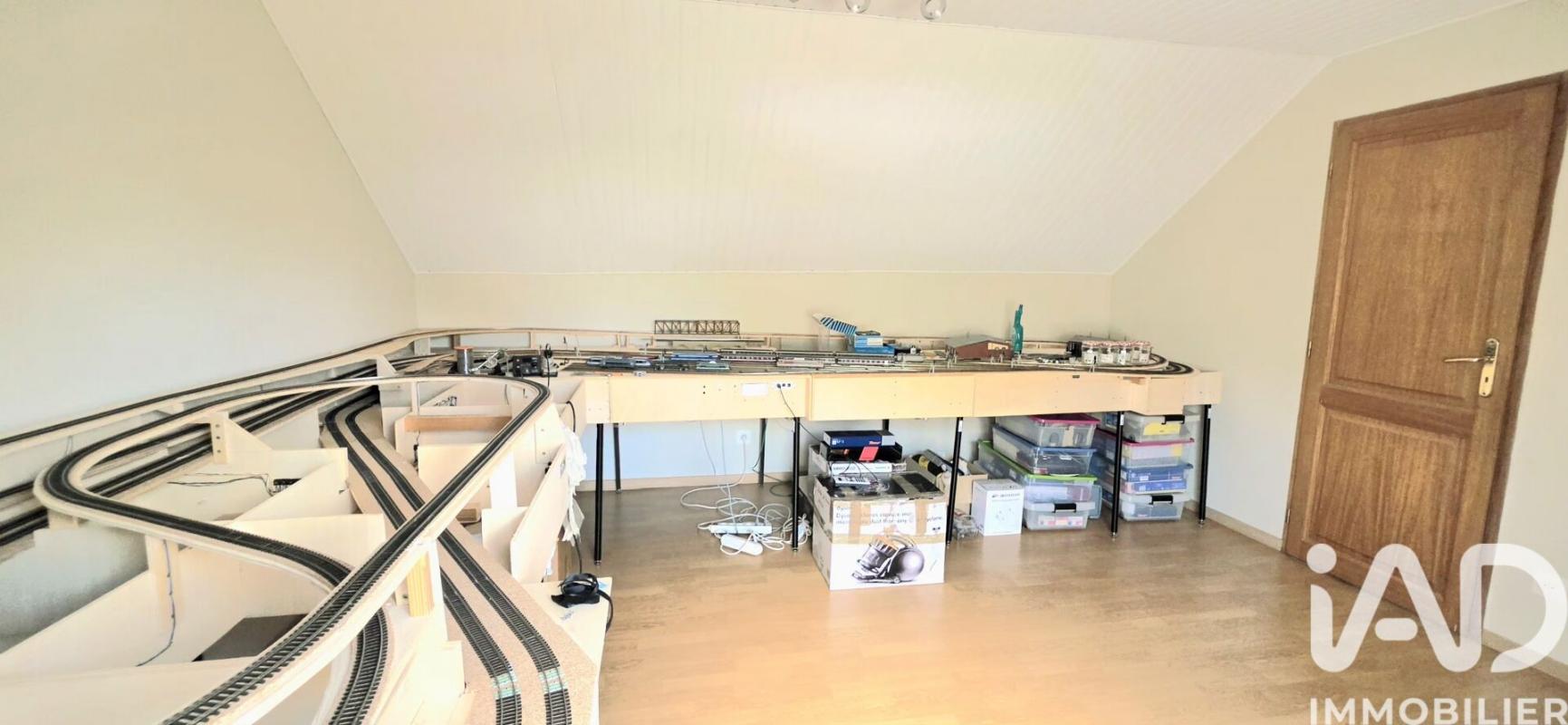 Maison 5 Pièce(s) Luisant - Photo 17