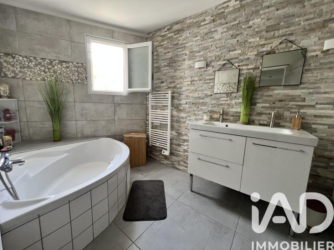 Maison 5 Pièce(s) Camaret-sur-Aigues - Photo 12