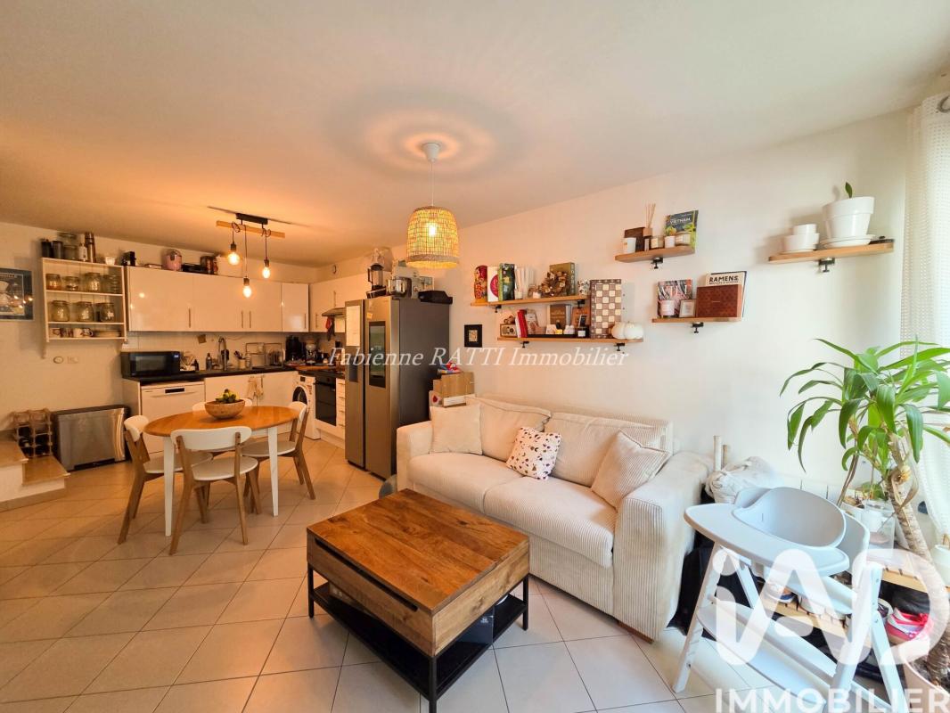 Triplex 4 Pièce(s) Houilles