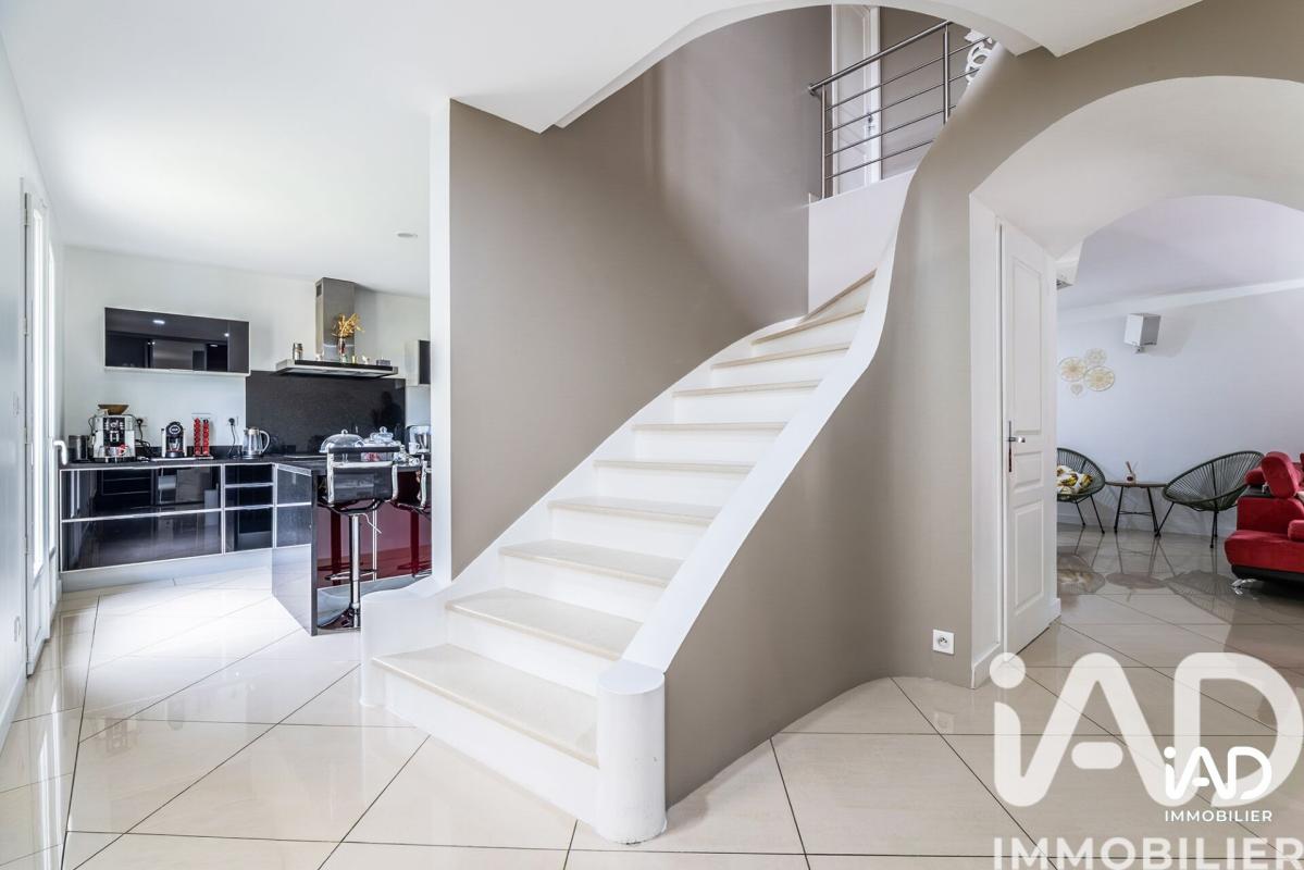 Maison 6 Pièce(s) Sainte-Geneviève - Photo 2