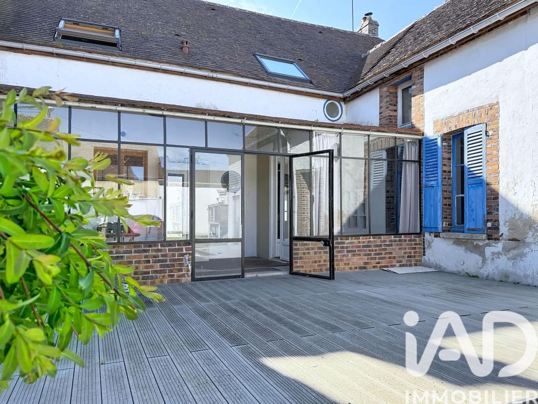 Maison 5 Pièce(s) Traînel
