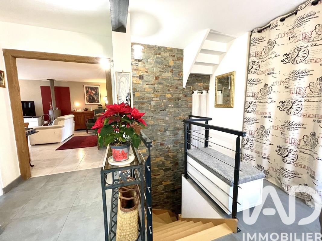 Maison 6 Pièce(s) Saint-Fargeau-Ponthierry - Photo 8
