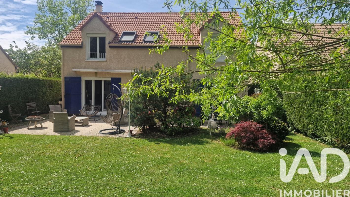 Maison 6 Pièce(s) Lésigny