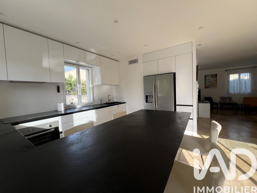 Maison 5 Pièce(s) Six-Fours-les-Plages - Photo 4