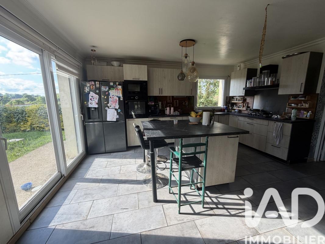Maison 8 Pièce(s) Landivisiau - Photo 7