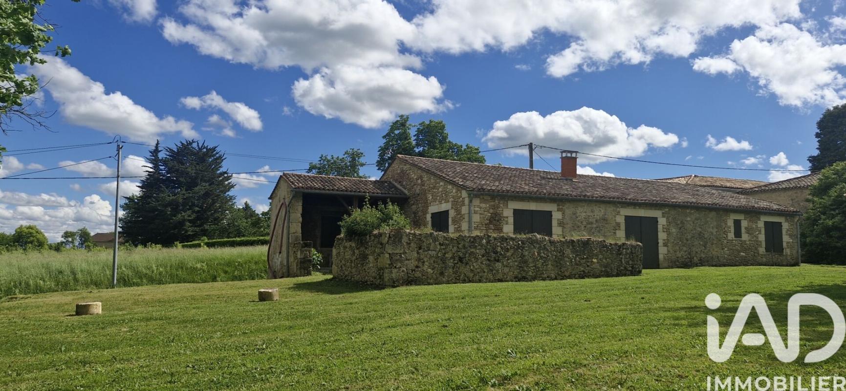 Maison 5 Pièce(s) Coubeyrac