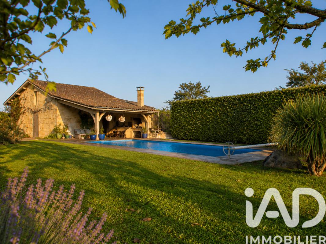 Maison 8 Pièce(s) Lussac - Photo 3