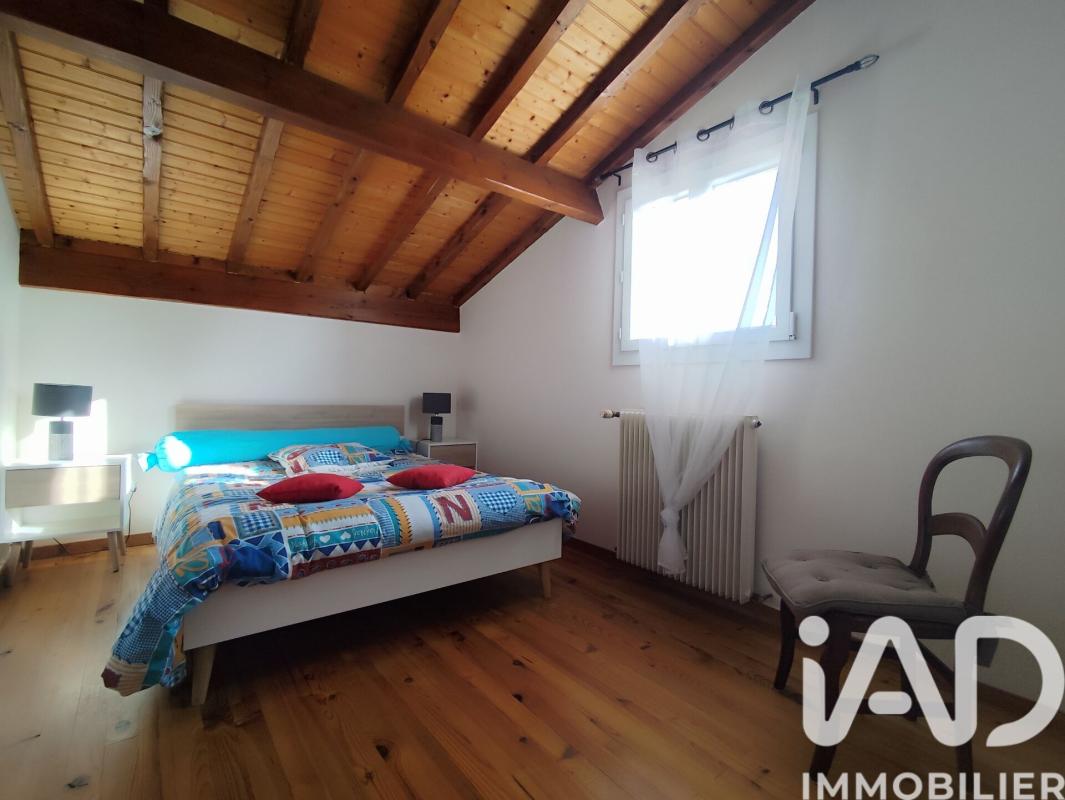 Maison 8 Pièce(s) Lussac - Photo 9