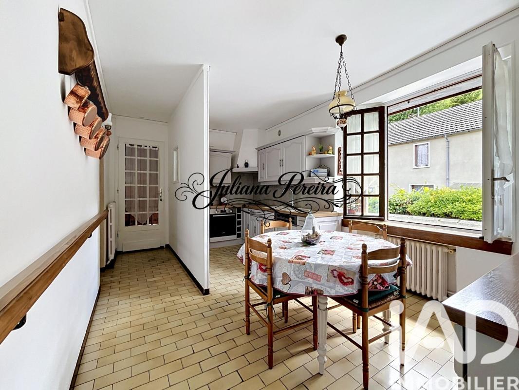 Maison 7 Pièce(s) Mézières-sur-Seine