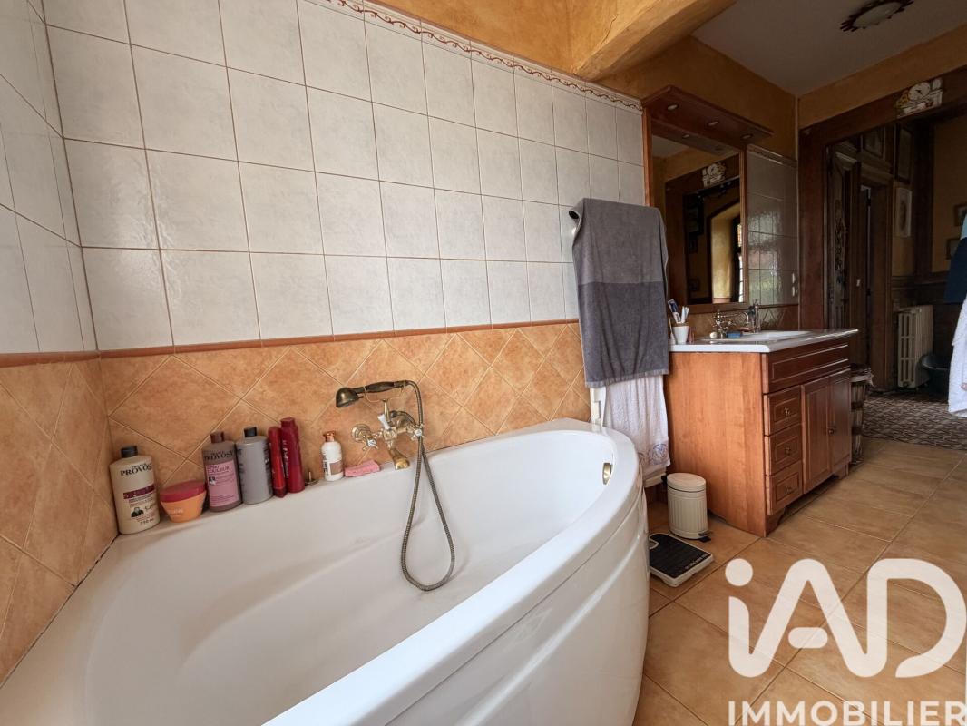 Maison 10 Pièce(s) Yvré-le-Pôlin - Photo 6