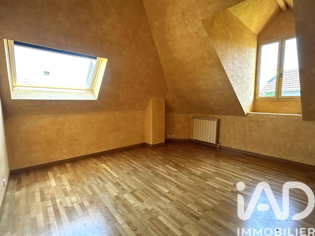 Maison 10 Pièce(s) La Chapelle-Saint-Luc - Photo 23