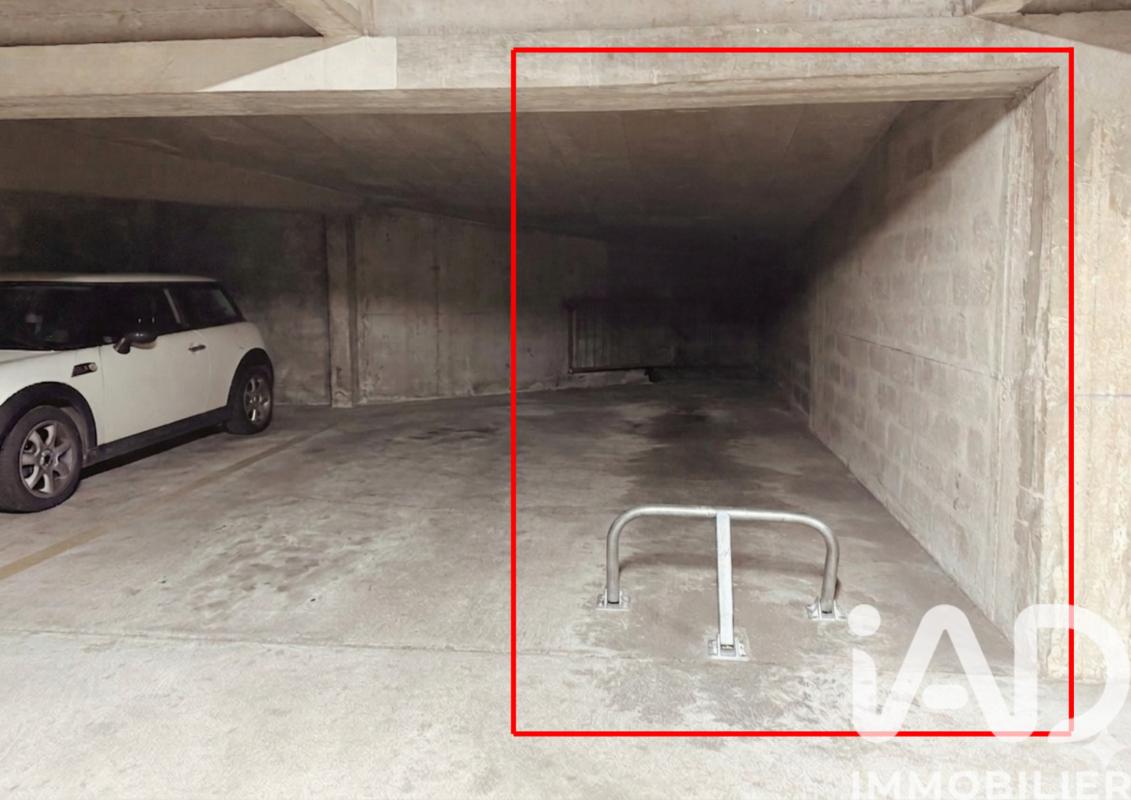 Parking  Paris 8eme Arrondissement