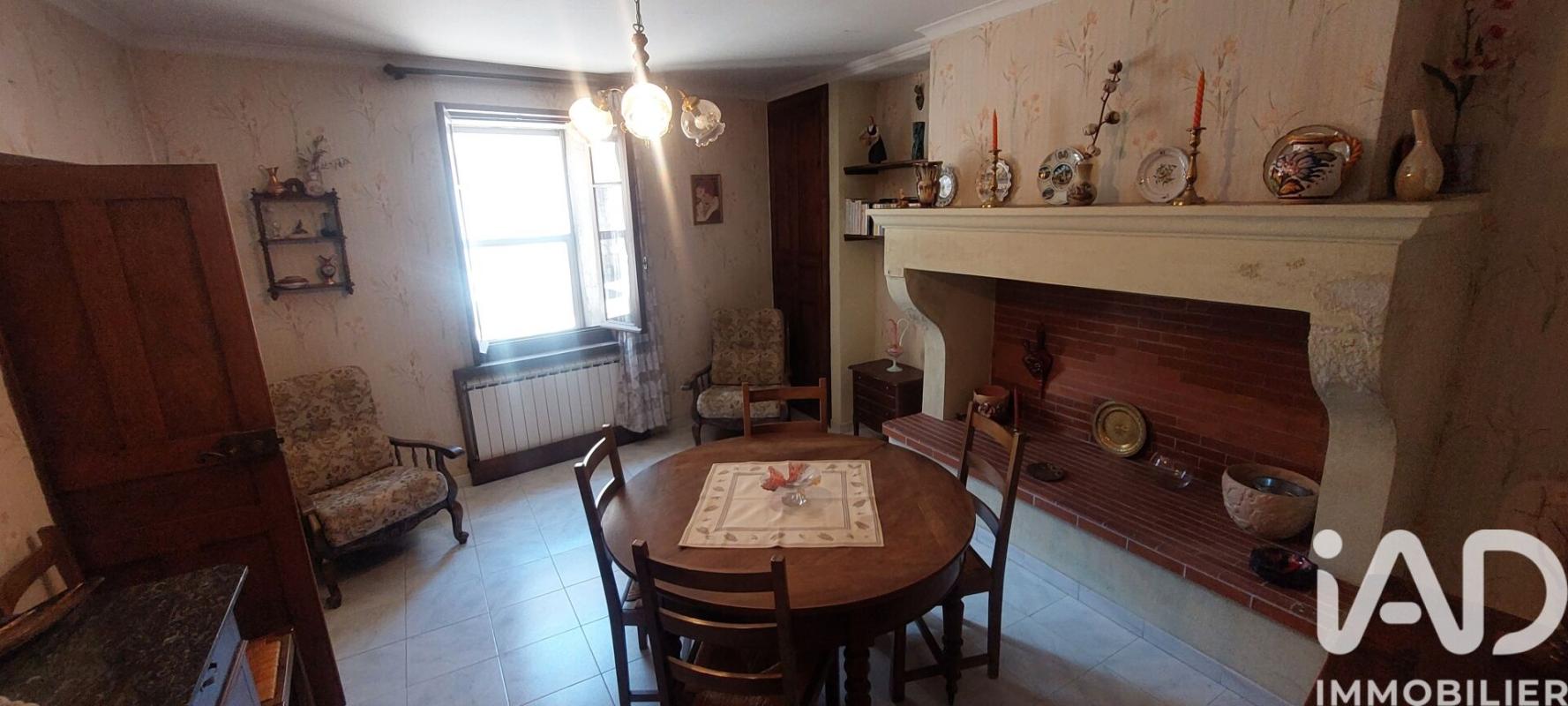 Maison de village 4 Pièce(s) Garons