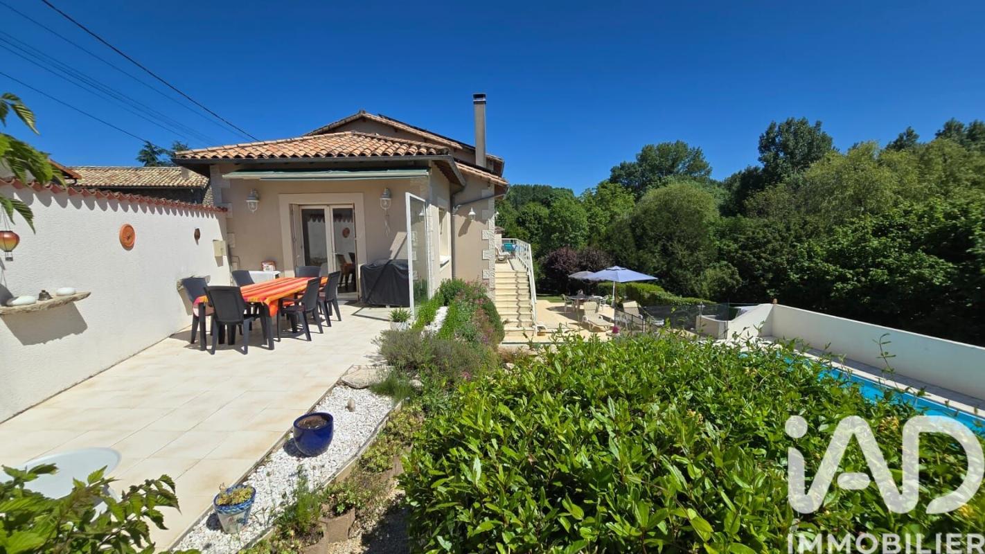 Maison 5 Pièce(s) Valence-en-Poitou - Photo 2