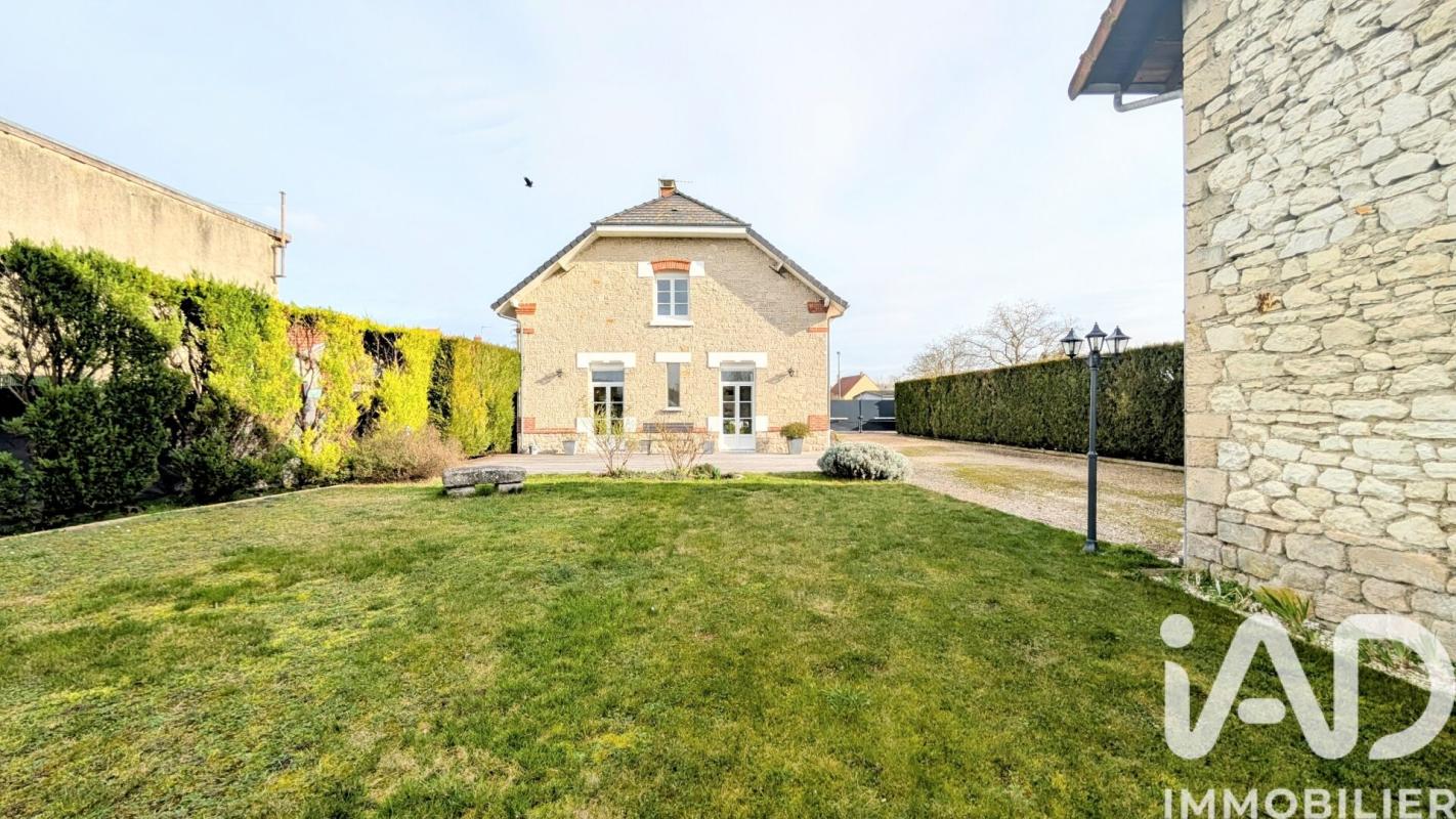 Maison 6 Pièce(s) Villeneuve-sur-Aisne