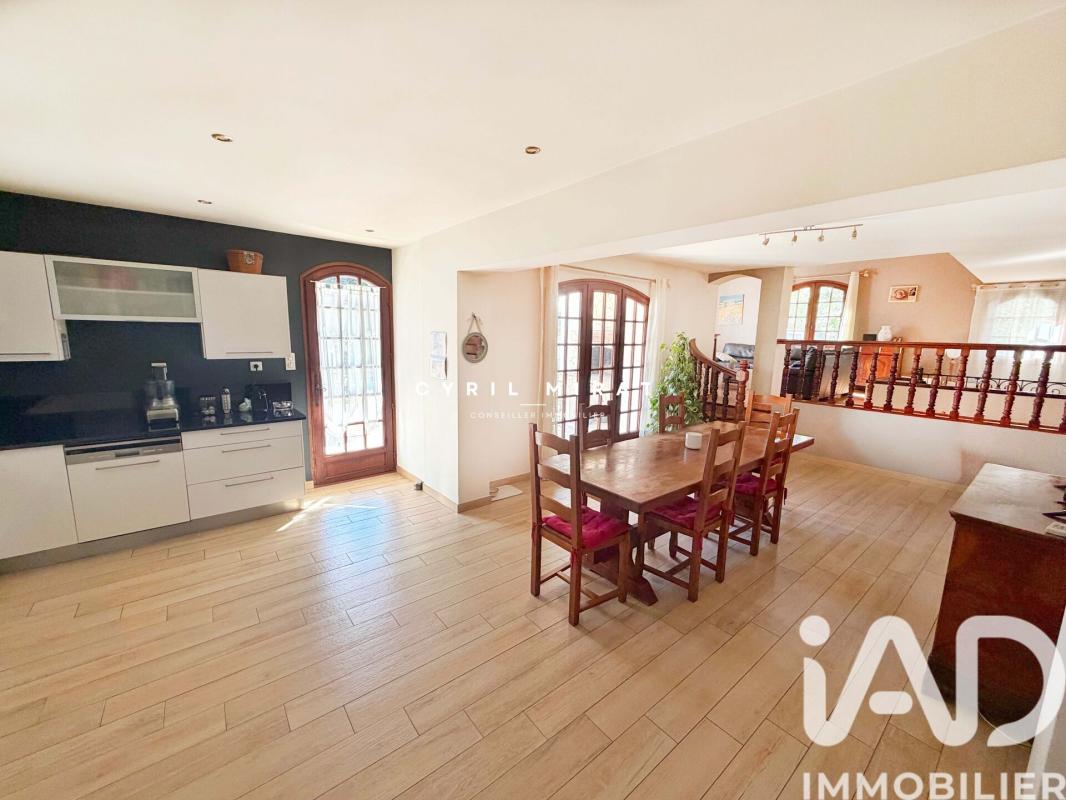 Maison 7 Pièce(s) Six-Fours-les-Plages - Photo 6