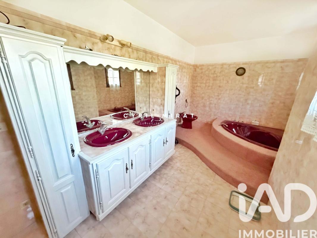 Maison 7 Pièce(s) Six-Fours-les-Plages - Photo 13