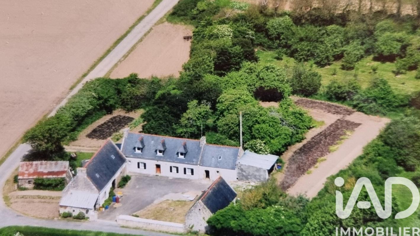 Maison 7 Pièce(s) Plozévet