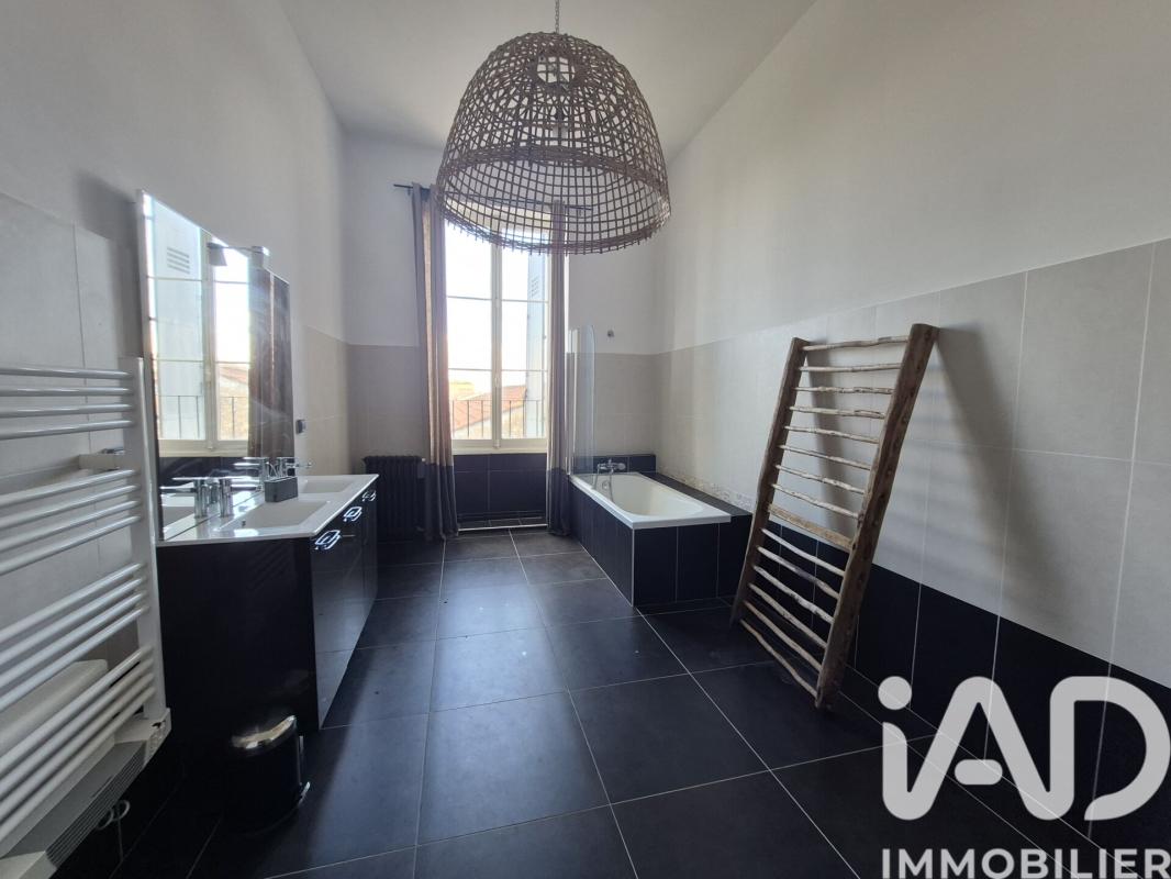 Maison 11 Pièce(s) Saint-Christoly-Médoc - Photo 10