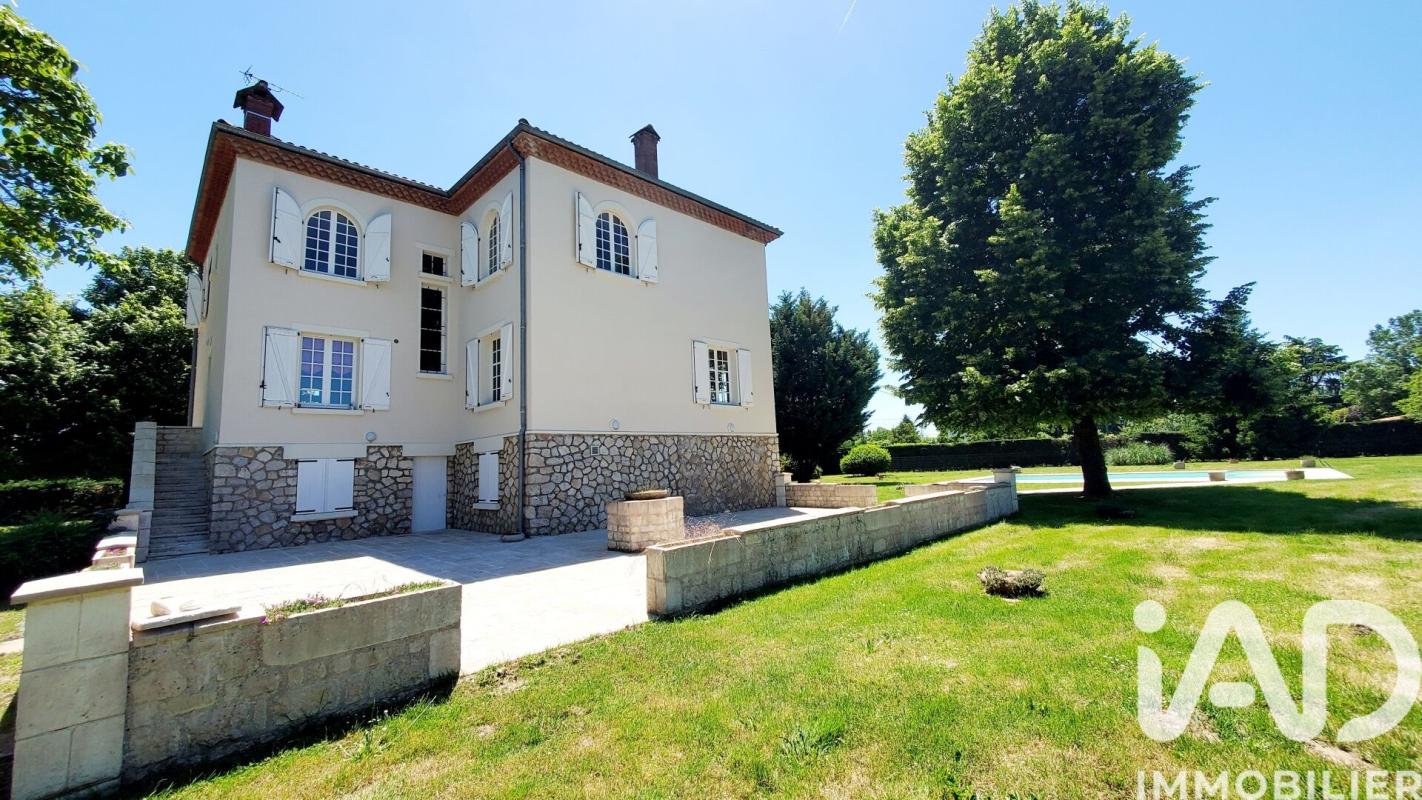 Propriété 9 Pièce(s) Montauban
