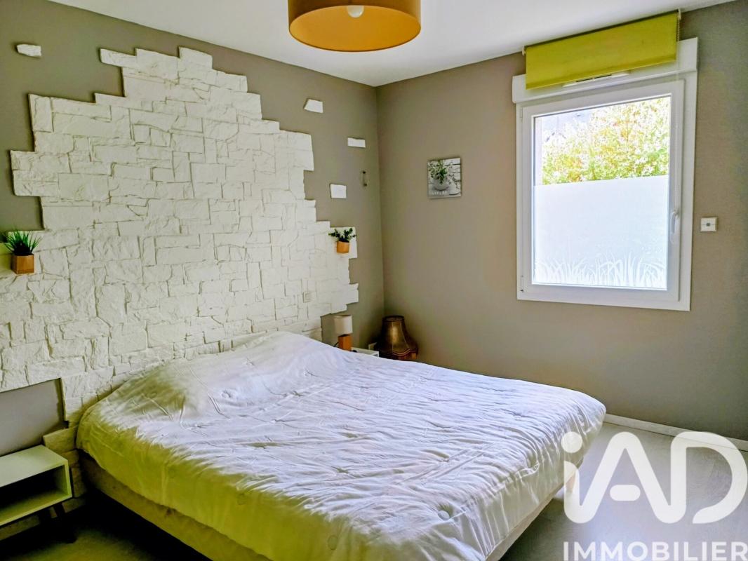 Maison 7 Pièce(s) Saint-Denis-de-Gastines - Photo 5