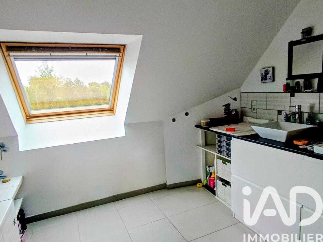 Maison 7 Pièce(s) Saint-Denis-de-Gastines - Photo 13