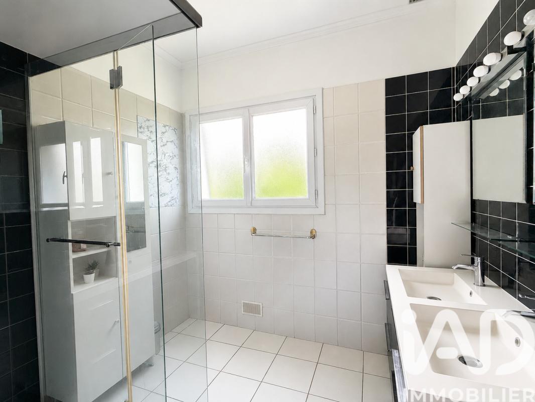 Maison 7 Pièce(s) Plaisir - Photo 10