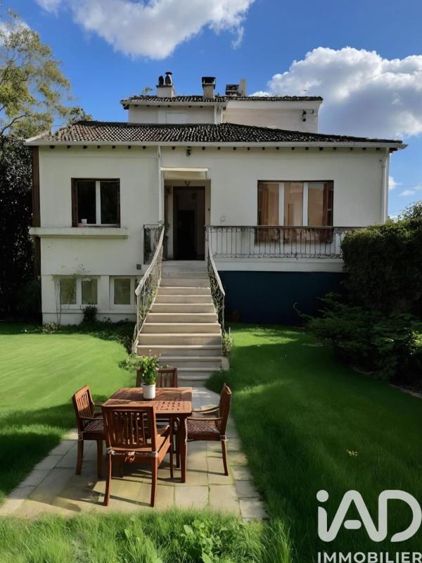 Maison 7 Pièce(s) Vaux-sur-Seine