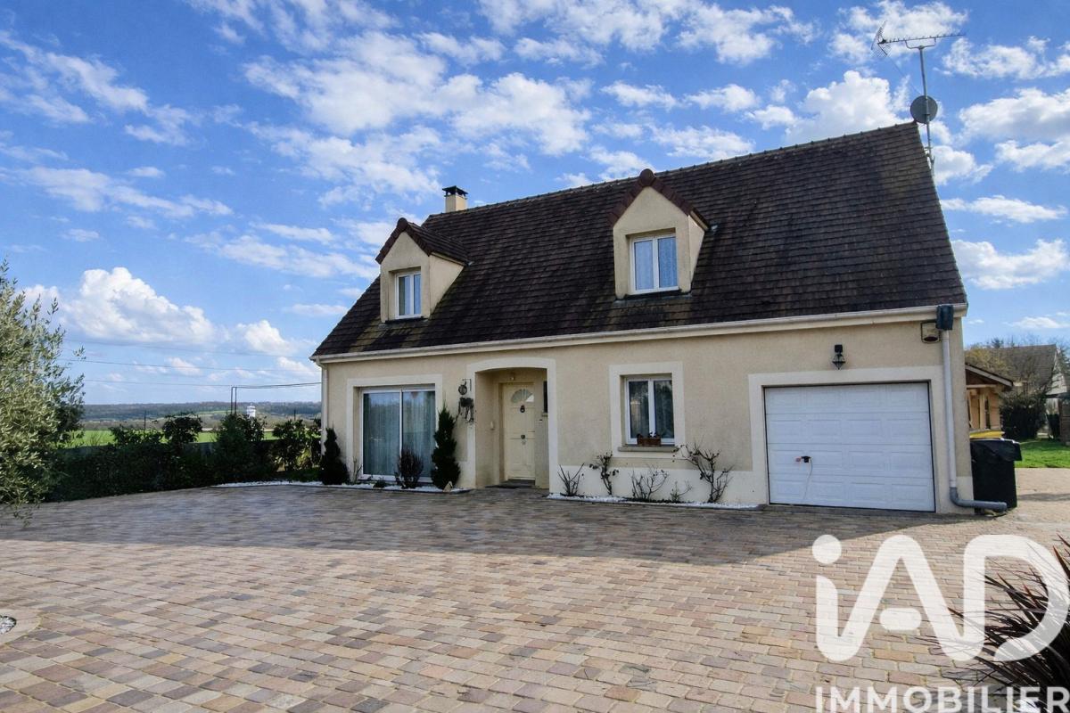 Maison traditionnelle 6 Pièce(s) Armentières-en-Brie