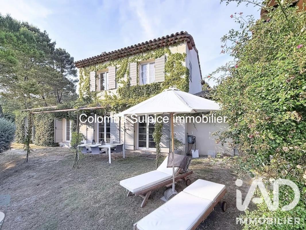 Maison 5 Pièce(s) Montauroux