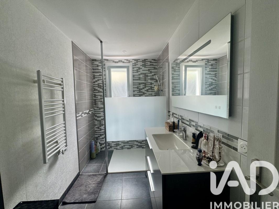 Maison 8 Pièce(s) Saintes - Photo 27