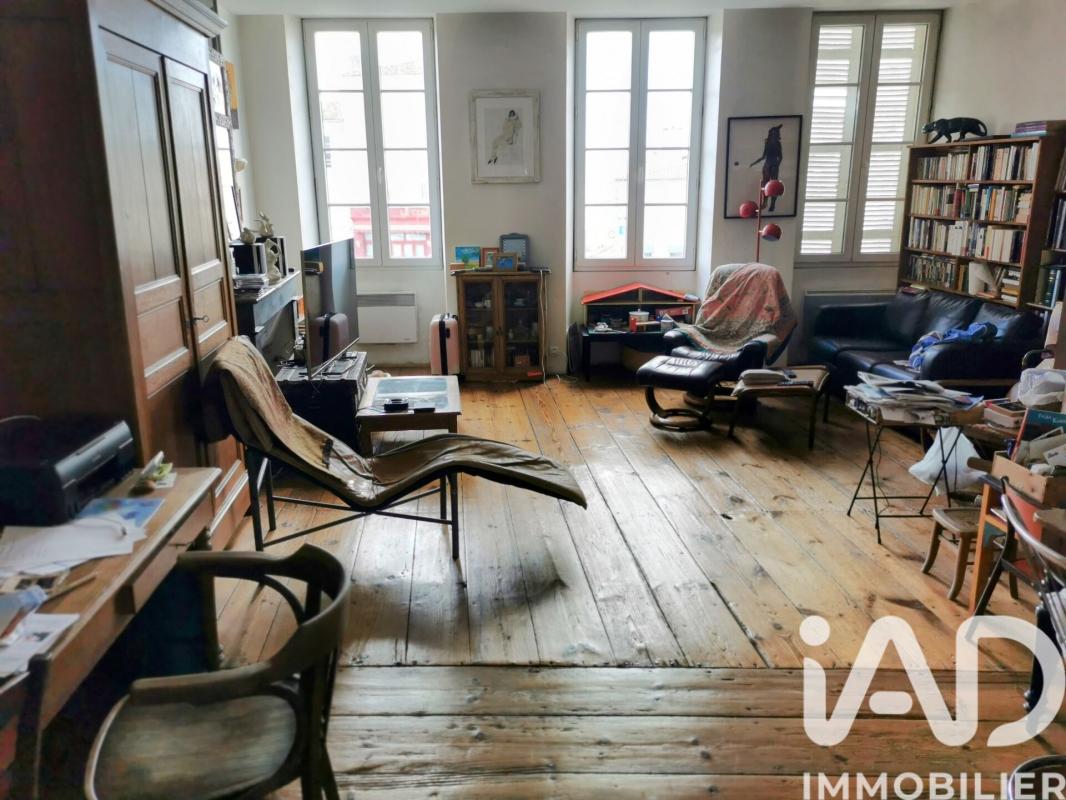 Maison 11 Pièce(s) Saint-Jean-d'Angély - Photo 15