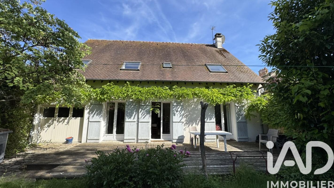Maison 9 Pièce(s) Fontainebleau