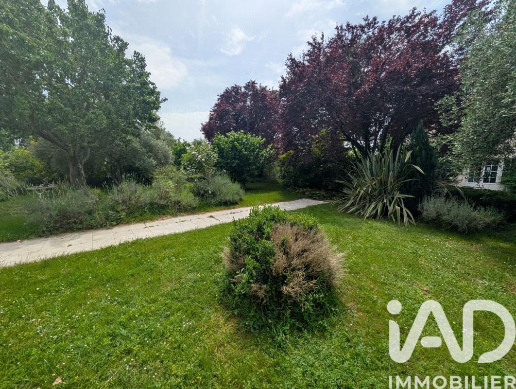 Maison 8 Pièce(s) Sainte-Sévère - Photo 4
