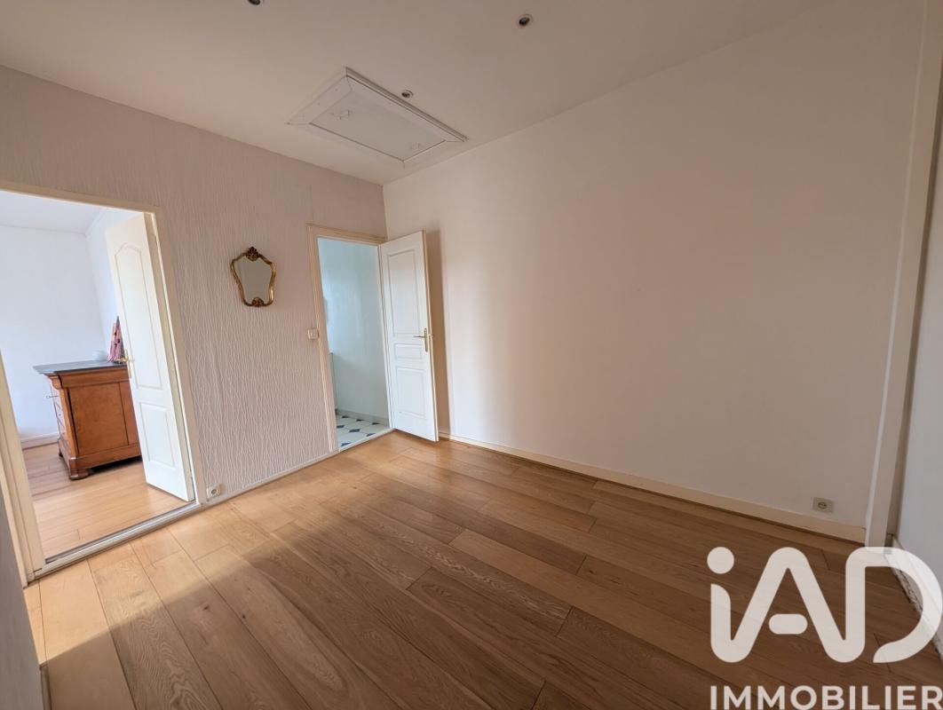Maison 8 Pièce(s) Sainte-Sévère - Photo 11