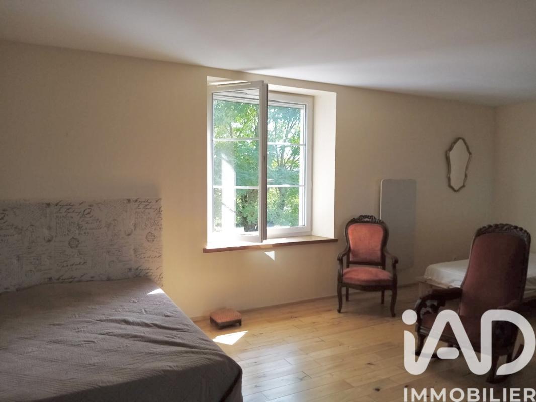 Maison 8 Pièce(s) Sainte-Sévère - Photo 17