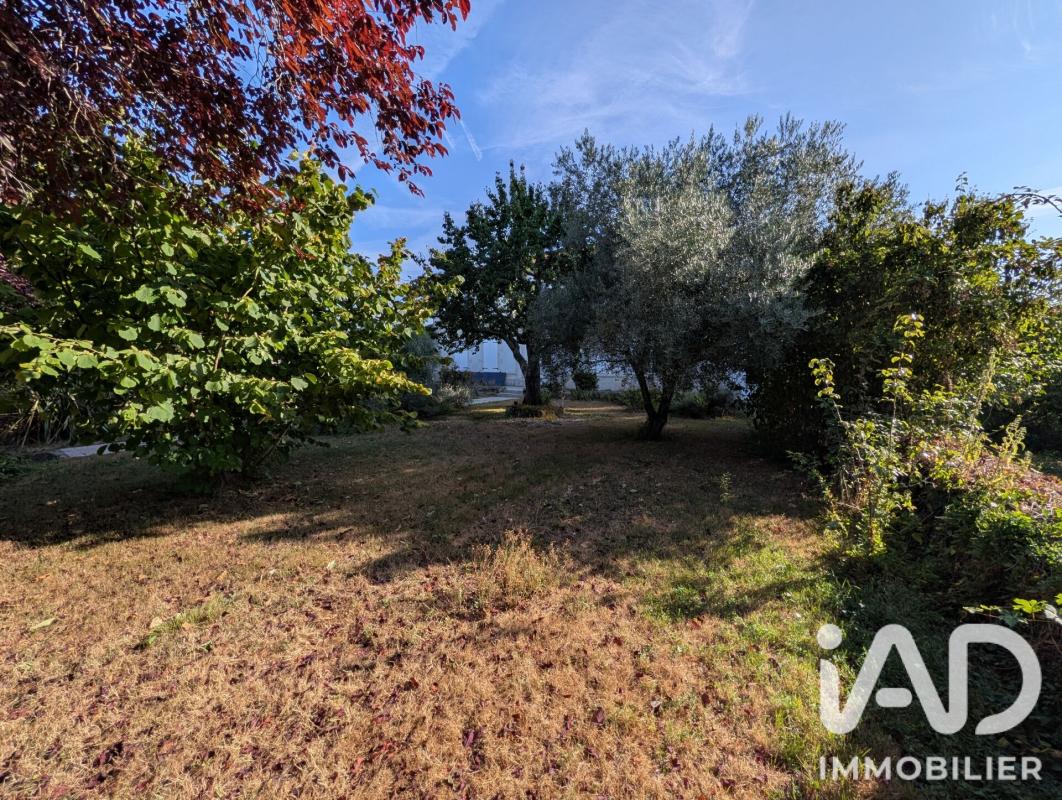 Maison 8 Pièce(s) Sainte-Sévère - Photo 25