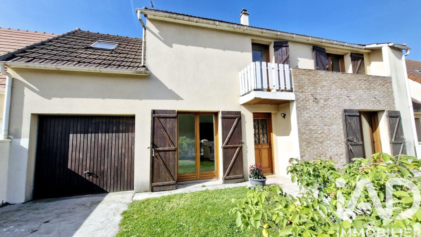 Maison 7 Pièce(s) Lucé
