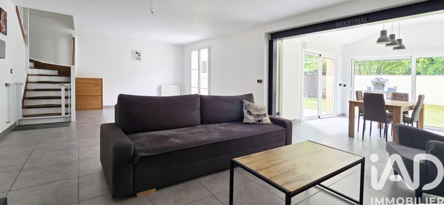 Maison 7 Pièce(s) Bailly-Romainvilliers - Photo 2