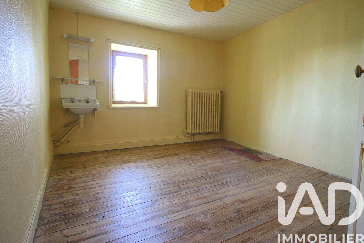 Maison 5 Pièce(s) Saint-Bonnet-le-Bourg - Photo 9