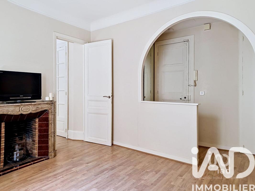 Appartement 3 Pièce(s) Paris 17eme Arrondissement