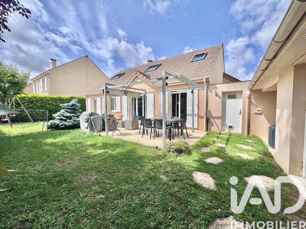 Maison traditionnelle 7 Pièce(s) Roissy-en-Brie