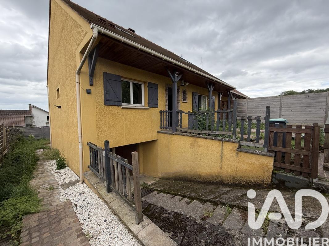 Maison 6 Pièce(s) Épinay-sous-Sénart