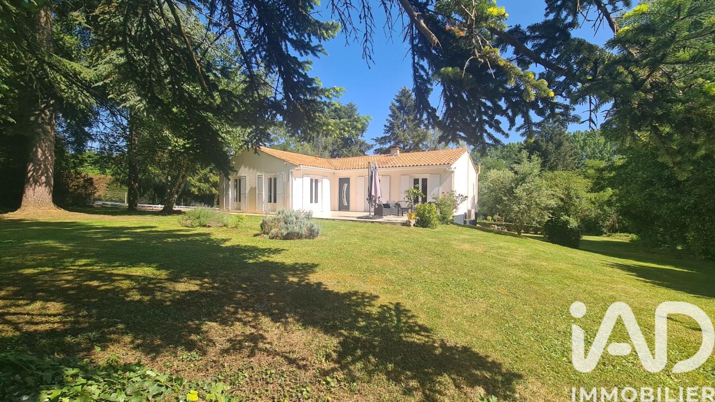 Maison 5 Pièce(s) Quinçay