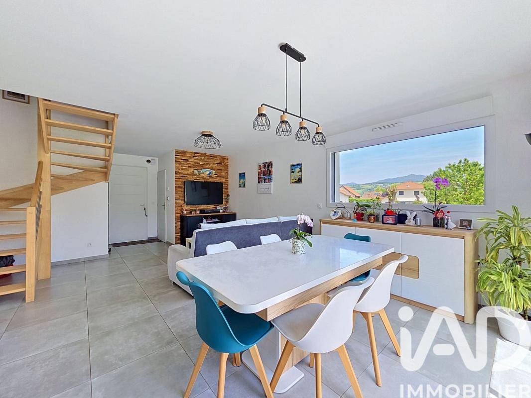 Maison 5 Pièce(s) Scientrier