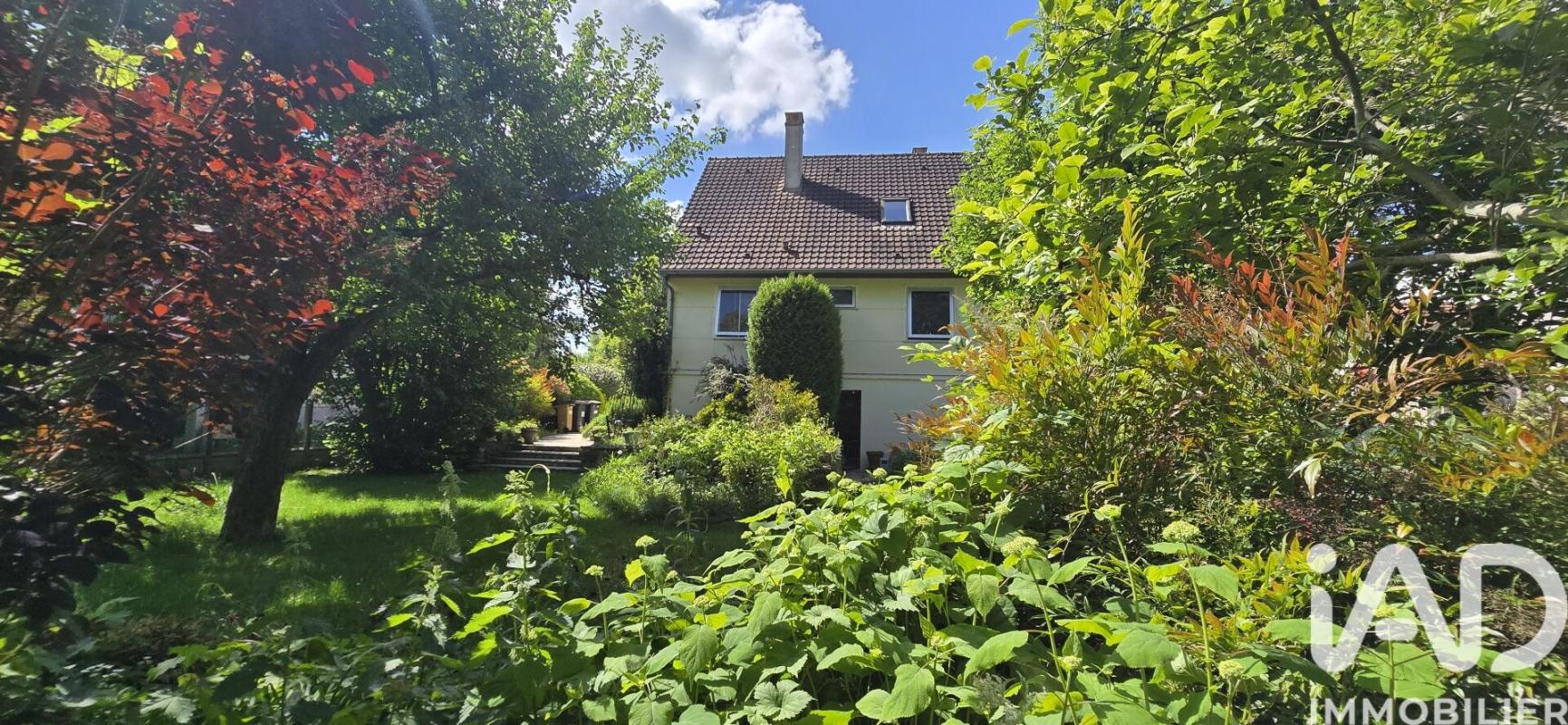 Maison 7 Pièce(s) Saint-Vrain